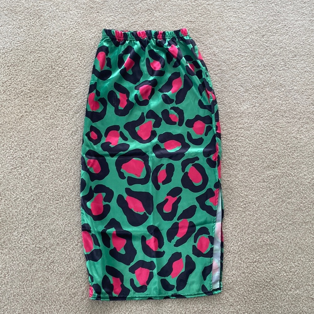 Missguided high-waisted satin skirt